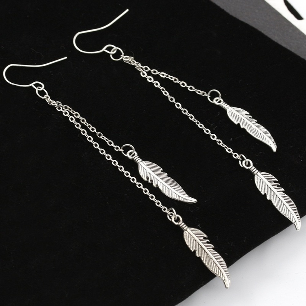 🔸2 for $15🔸Feather Earrings Silver Tone
